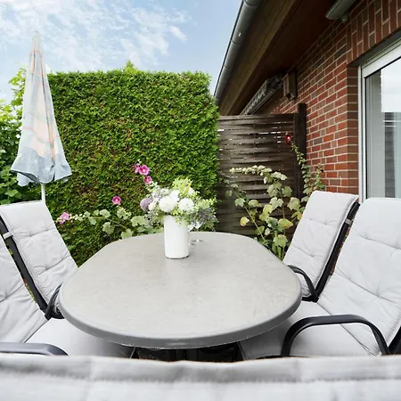 Holiday home Wohnpark Heisterbusch Kellenhueschen *